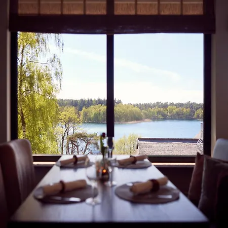 Dom wakacyjny Doppelhaushaelften Im Naturresort