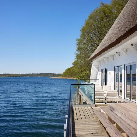 Prázdninový dům Doppelhaushaelften Im Naturresort Drewitz