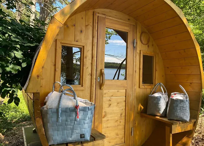 Doppelhaushaelften Im Naturresort *